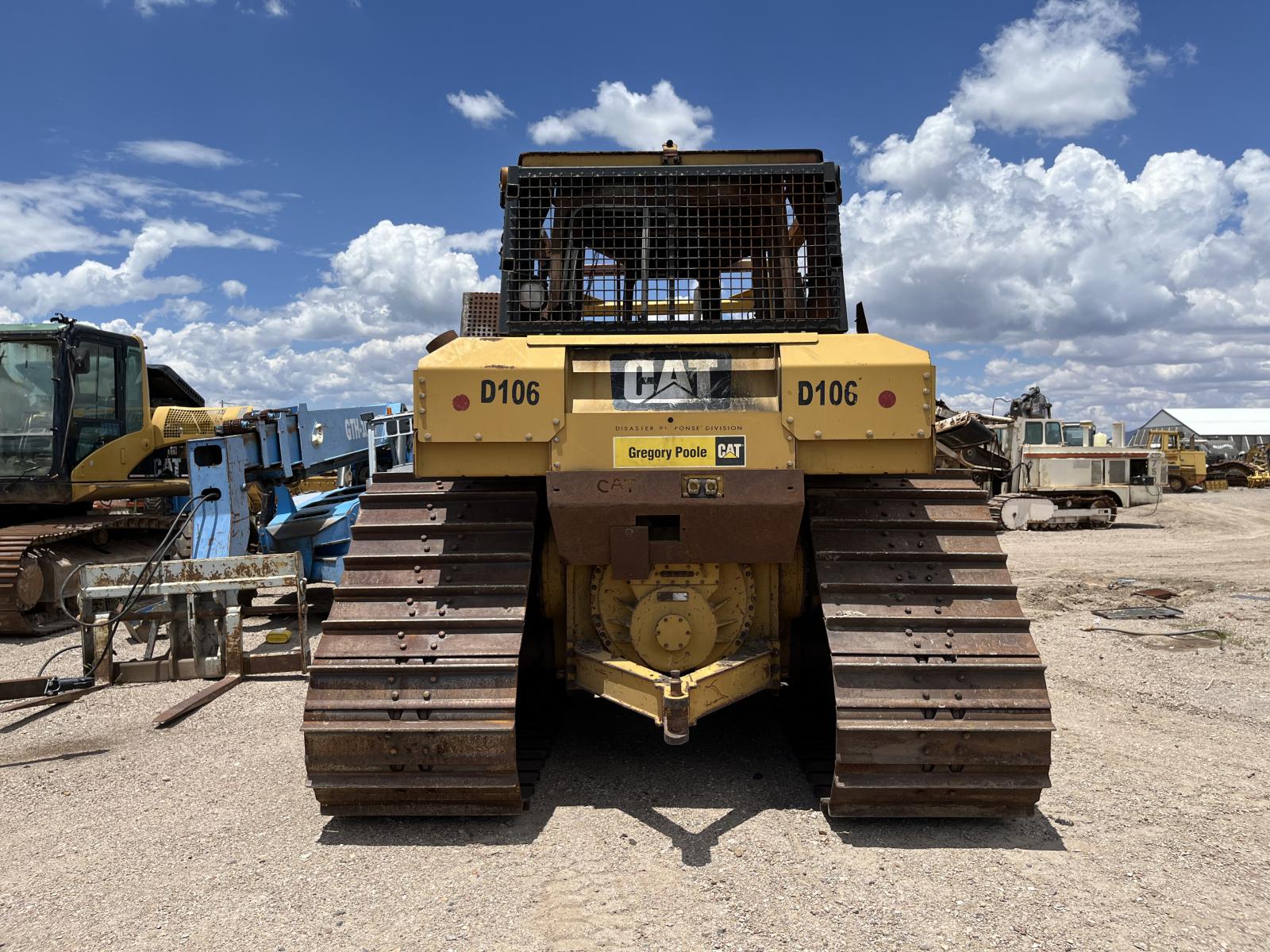 ./imagenes/INVOICE/2019/17765/TOPADOR FRONTAL CATERPILLAR D6T PARA PARTES (15).JPG